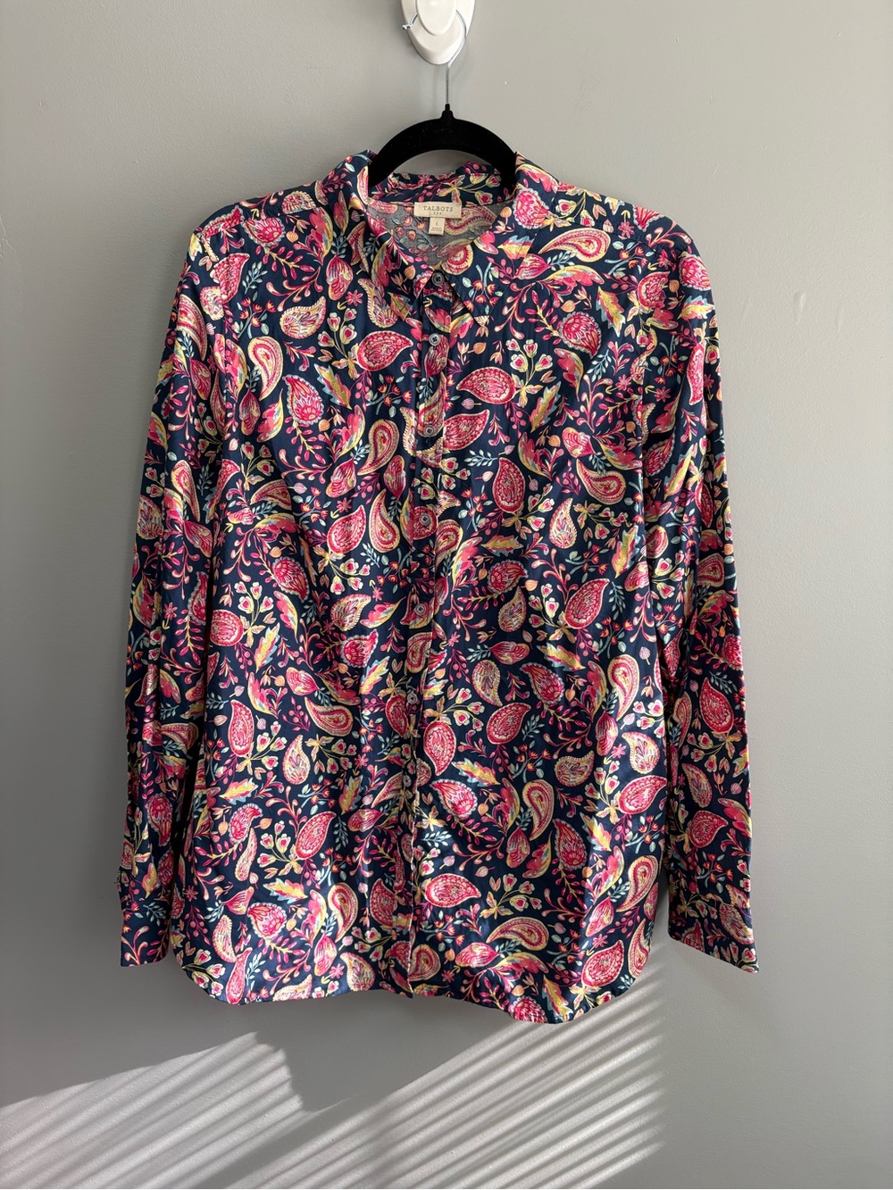 Talbots Women’s Navy Button-Up Long Sleeve Shirt with Pink Paisley Print Size L